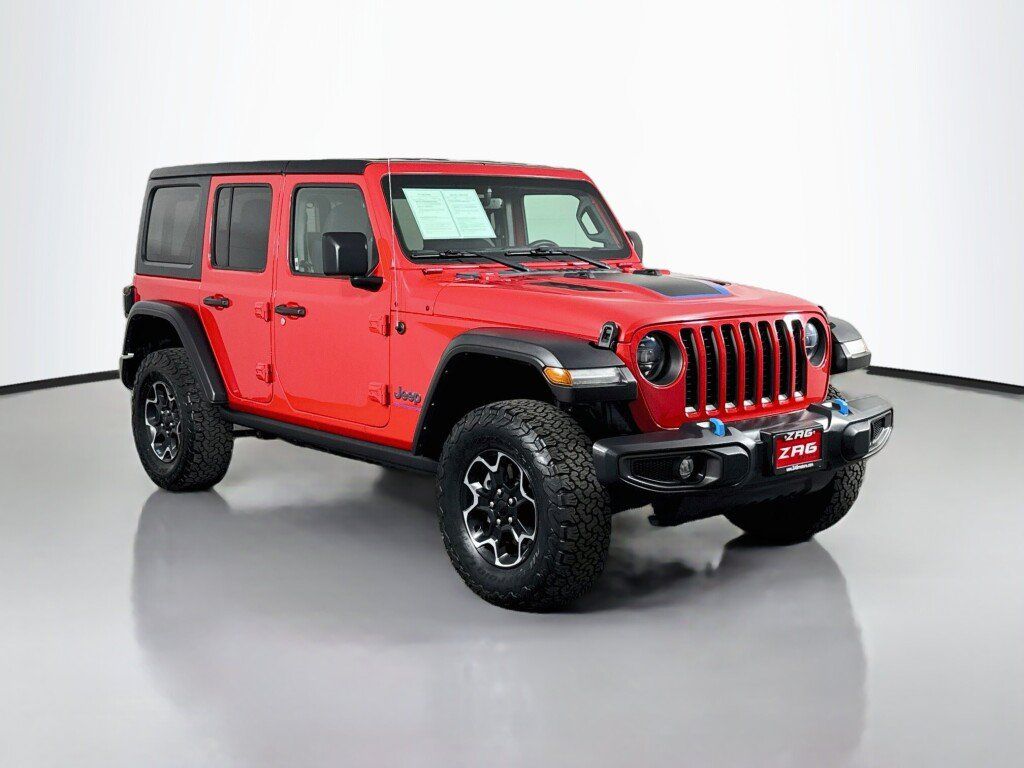 Used 2023 Jeep Wrangler Unlimited Rubicon 4xe w/ Safety Group AWD/4WD image 7