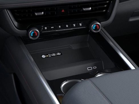 New 2025 Chevrolet Suburban RST w/ Advanced Technology Package image 23