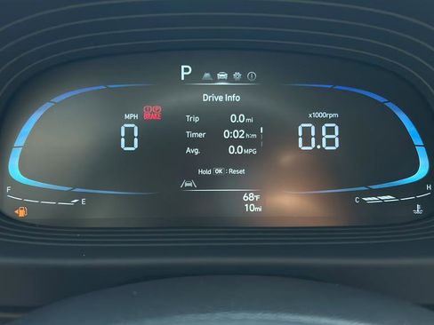 New 2026 Hyundai Venue SEL FWD image 25