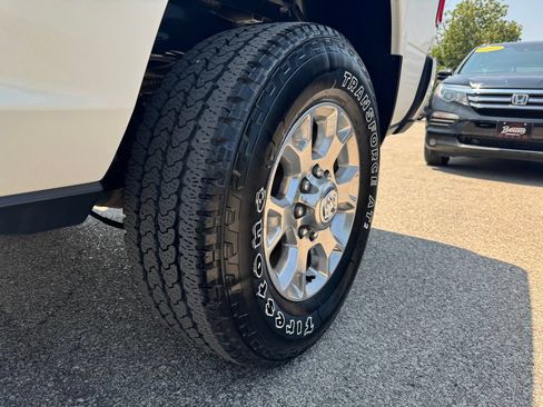 Used 2024 RAM 2500 Laramie AWD/4WD image 15