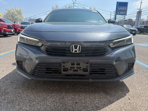 Used 2024 Honda Civic Sport image 2