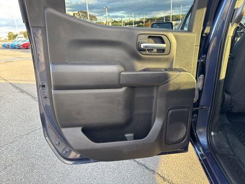 Used 2021 Chevrolet Silverado 1500 LT w/ Z71 Off-Road Package image 17