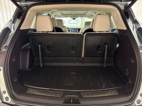 Used 2023 Buick Enclave Premium w/ Experience Buick Package AWD/4WD image 30