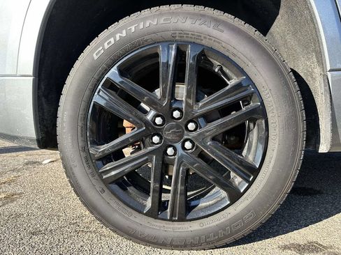Used 2023 Chevrolet Traverse High Country AWD/4WD image 6
