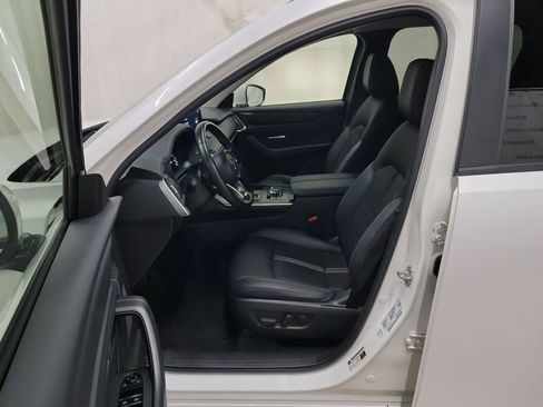 Certified 2025 MAZDA CX-90 3.3 Turbo w/ Select Package image 11