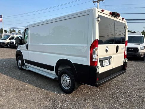 Used 2025 RAM ProMaster 2500 w/ U-Haul Equipment Group FWD image 5