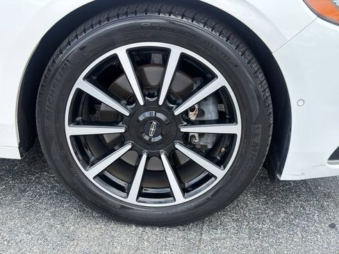 Used 2020 Lincoln Continental Reserve AWD/4WD image 12