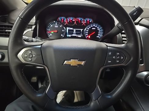 Used 2019 Chevrolet Tahoe LS AWD/4WD image 19