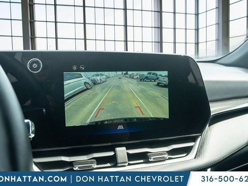 Used 2025 Chevrolet Equinox LT AWD/4WD image 8