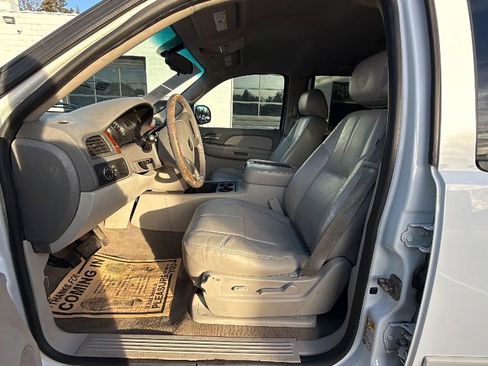 Used 2012 Chevrolet Tahoe LT image 19