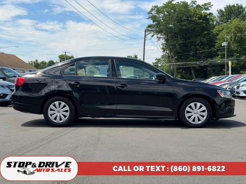 Used 2014 Volkswagen Jetta S FWD image 4