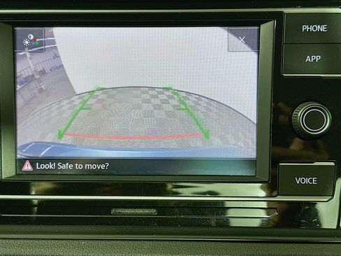 Used 2021 Volkswagen Jetta SE FWD image 13