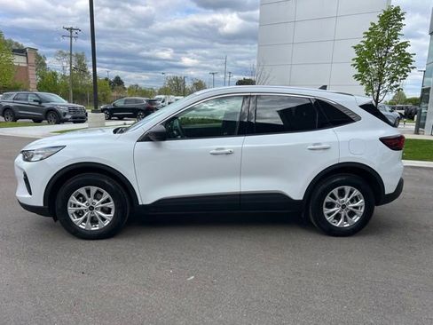 Used 2024 Ford Escape Active AWD/4WD image 8