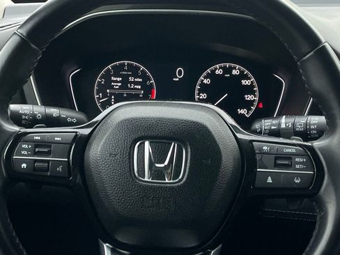 Certified 2025 Honda Pilot Touring image 12