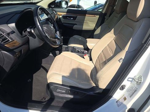 Used 2018 Volvo XC60 T5 Momentum w/ Convenience Package AWD/4WD image 18