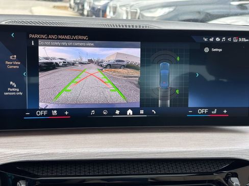 New 2026 BMW 330i xDrive Sedan w/ Premium Package image 19