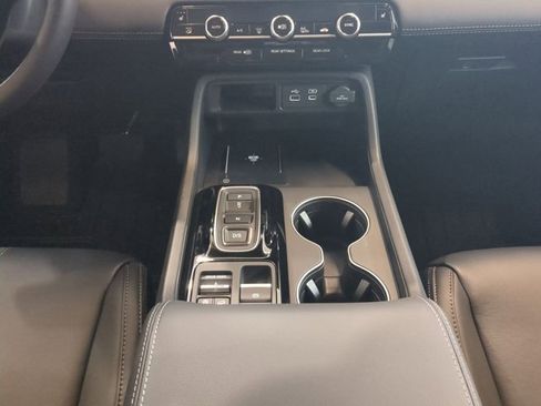 New 2025 Honda Pilot EX-L image 15