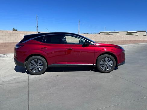 Used 2025 Nissan Murano SL image 3