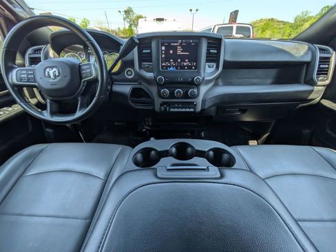 Used 2022 RAM 3500 Tradesman w/ Chrome Appearance Group AWD/4WD image 14