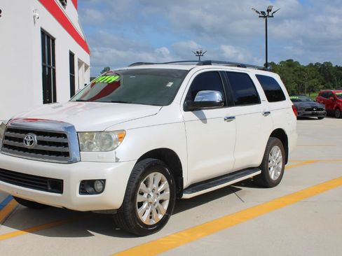 Used 2016 Toyota Sequoia Platinum RWD image 7