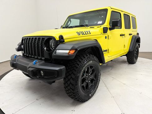 Used 2023 Jeep Wrangler Unlimited w/ Cold Weather Group AWD/4WD image 11