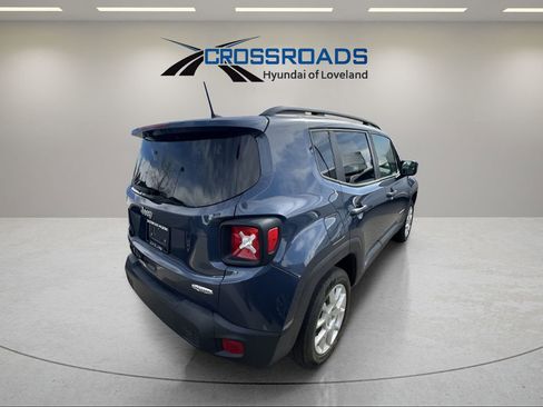 Used 2020 Jeep Renegade Latitude w/ Cold Weather Group image 10