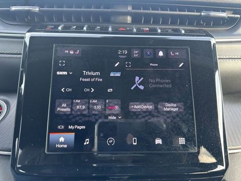 Used 2024 Jeep Grand Cherokee L Laredo image 10