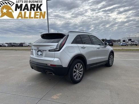 Used 2020 Cadillac XT4 Sport w/ Cold Weather Package FWD image 5