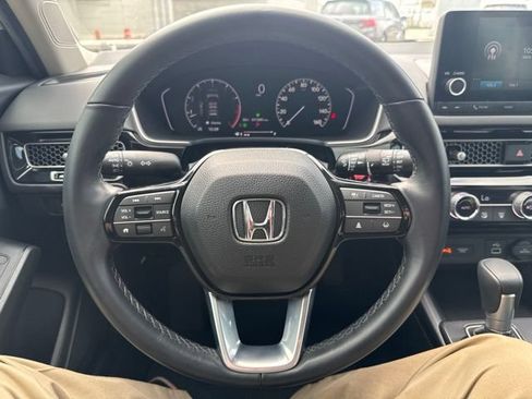 Used 2024 Honda Civic EX-L image 11