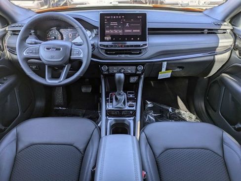 New 2026 Jeep Compass Latitude AWD/4WD image 15