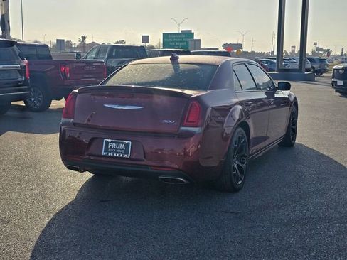 Used 2019 Chrysler 300 S w/ S Model Appearance Package image 5