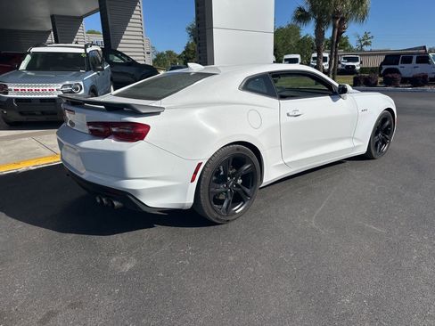 Used 2023 Chevrolet Camaro LT image 3