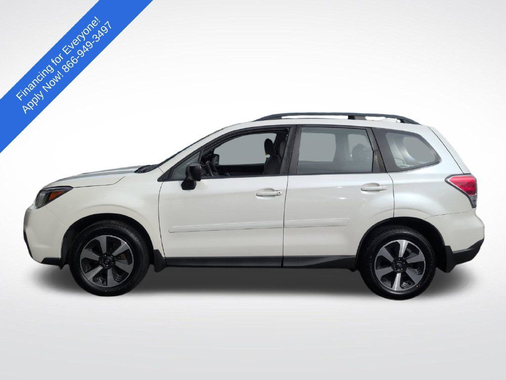 Used 2018 Subaru Forester 2.5i w/ Alloy Wheel Package AWD/4WD image 4