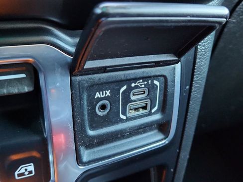 Used 2021 Jeep Wrangler Rubicon w/ Cold Weather Group image 22