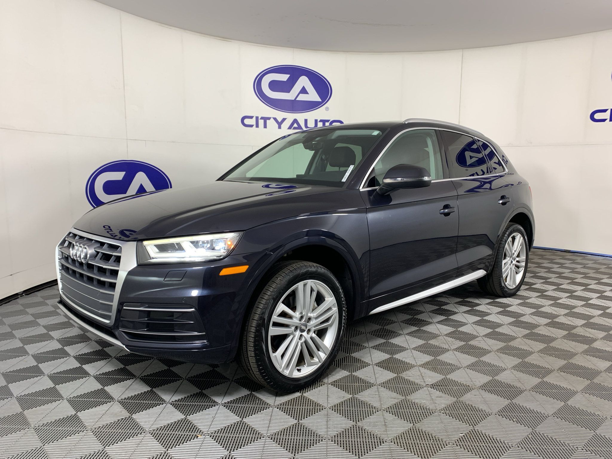 Used 2018 Audi Q5 2.0T Premium Plus w/ Premium Plus Package AWD/4WD image 7