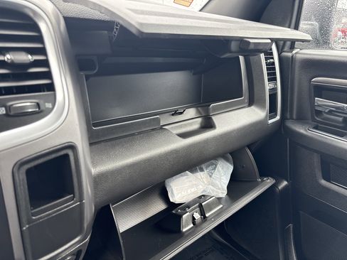 Used 2024 RAM 1500 Classic Warlock image 28