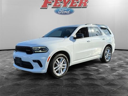Used 2023 Dodge Durango GT image 1