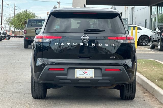 Used 2025 Nissan Pathfinder SV AWD/4WD image 4