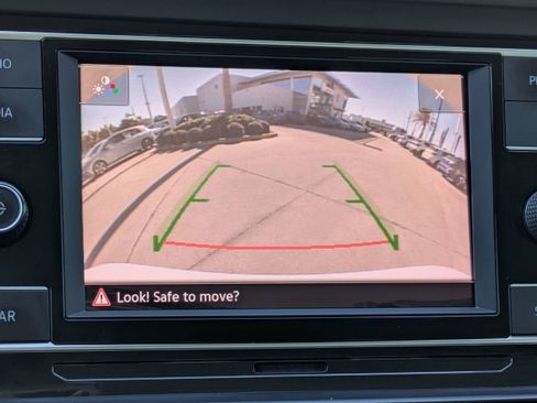 Used 2019 Volkswagen Jetta S image 26