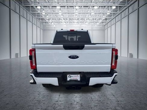 Used 2024 Ford F250 XL w/ STX Appearance Package AWD/4WD image 4
