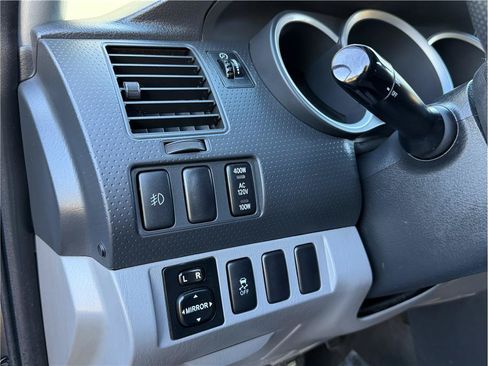 Used 2015 Toyota Tacoma PreRunner w/ TRD Sport Package RWD image 15
