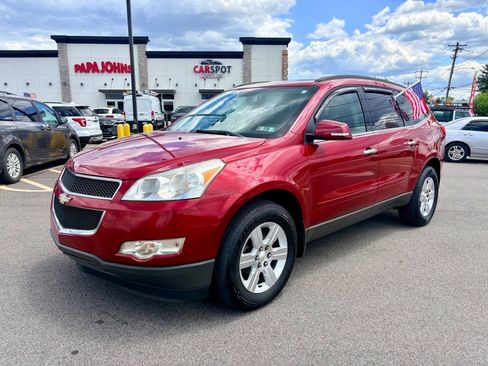 Used 2012 Chevrolet Traverse LT AWD/4WD image 2