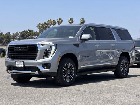 New 2026 GMC Yukon XL Elevation w/ Elevation Premium Package RWD image 6