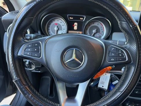 Used 2017 Mercedes-Benz GLA 250 w/ Convenience Package image 11