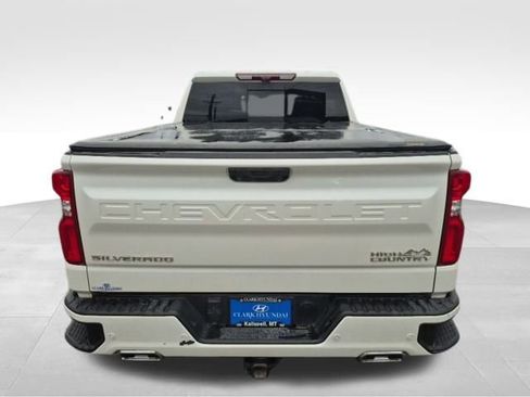 Used 2022 Chevrolet Silverado 1500 High Country w/ High Country Premium Package image 6