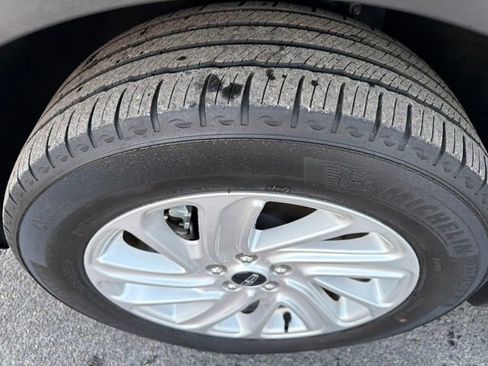 Certified 2023 Lincoln Corsair AWD image 30