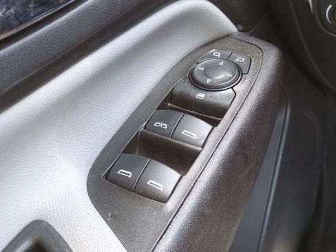 Used 2024 Chevrolet Equinox LS w/ LS Convenience Package AWD/4WD image 22