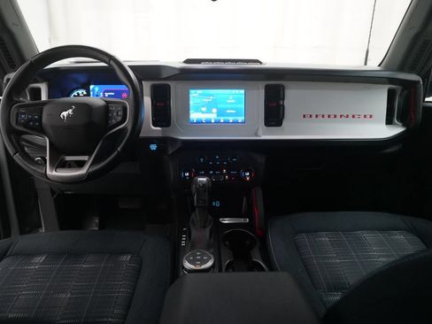 Used 2023 Ford Bronco Heritage Edition AWD/4WD image 5