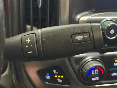Used 2017 Chevrolet Silverado 1500 LTZ w/ Sport Package AWD/4WD image 46
