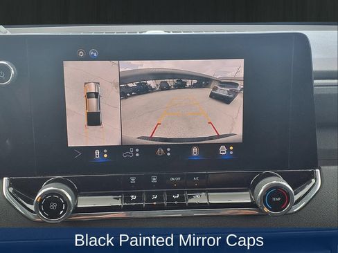 Used 2024 Chevrolet Colorado Trail Boss w/ Technology Package AWD/4WD image 23